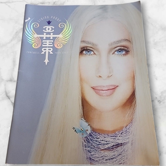 Cher's "Living Proof: The Farewell Tour." Book - Picture 3 of 10
